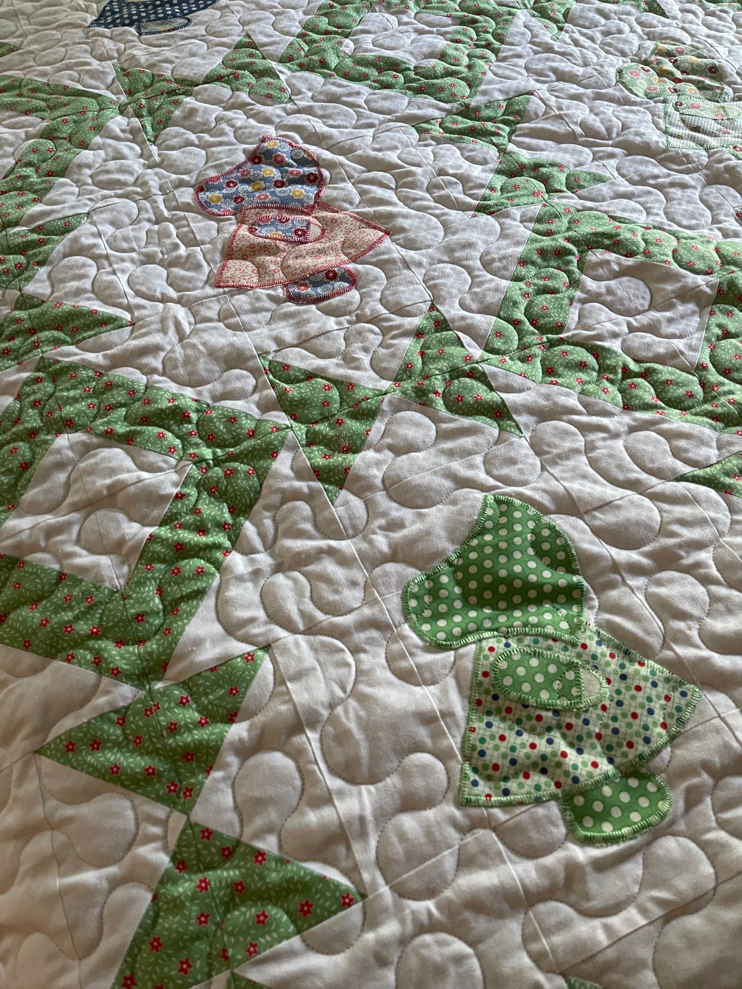 Annual Quilt Raffle Sunbonnet Sue