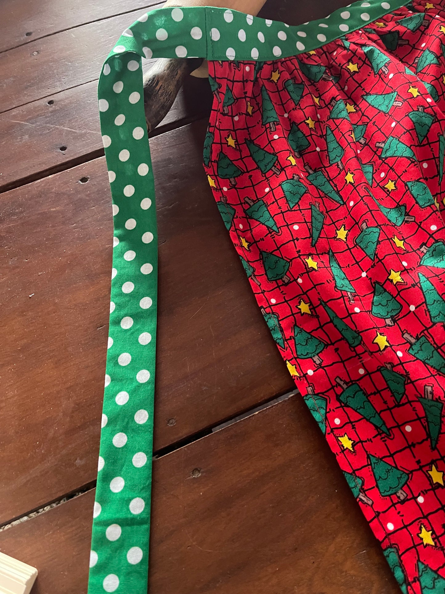 Christmas Aprons Set of 2 One Adult One Child