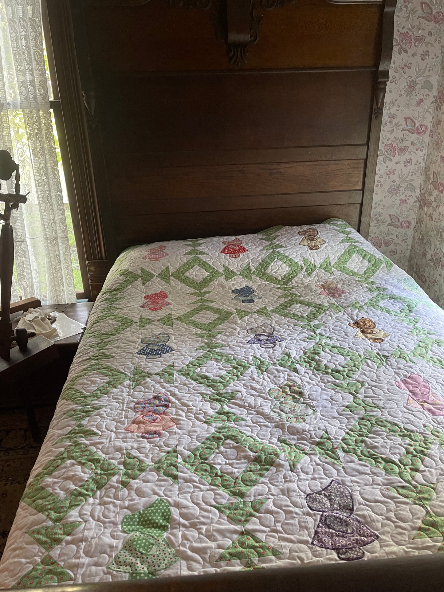 Annual Quilt Raffle Sunbonnet Sue
