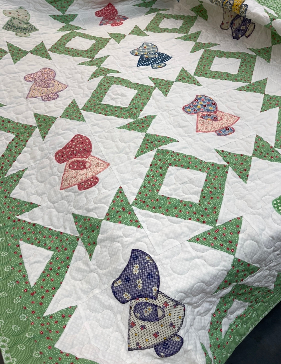 Annual Quilt Raffle Sunbonnet Sue