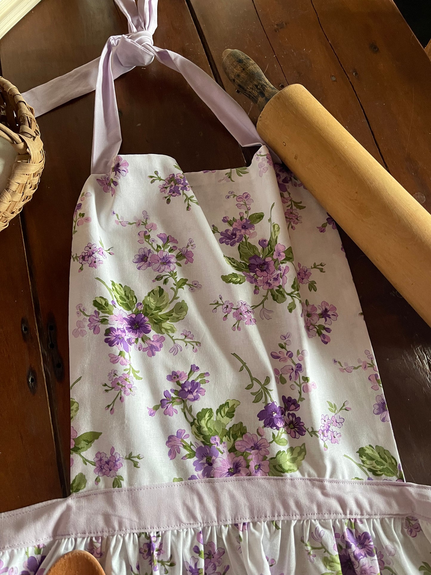 Vintage Replica Fabric Apron Set of 2 One Adult Size One Child Size