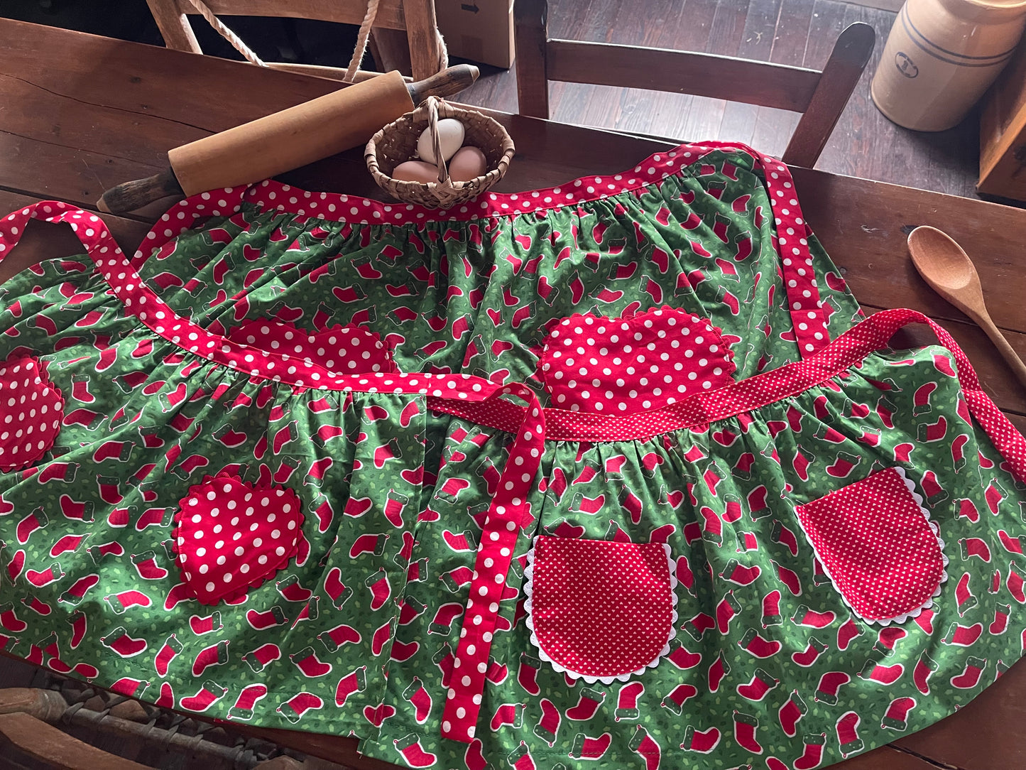 Christmas Aprons Set of 3 One Adult Size and 2 Child Sizes