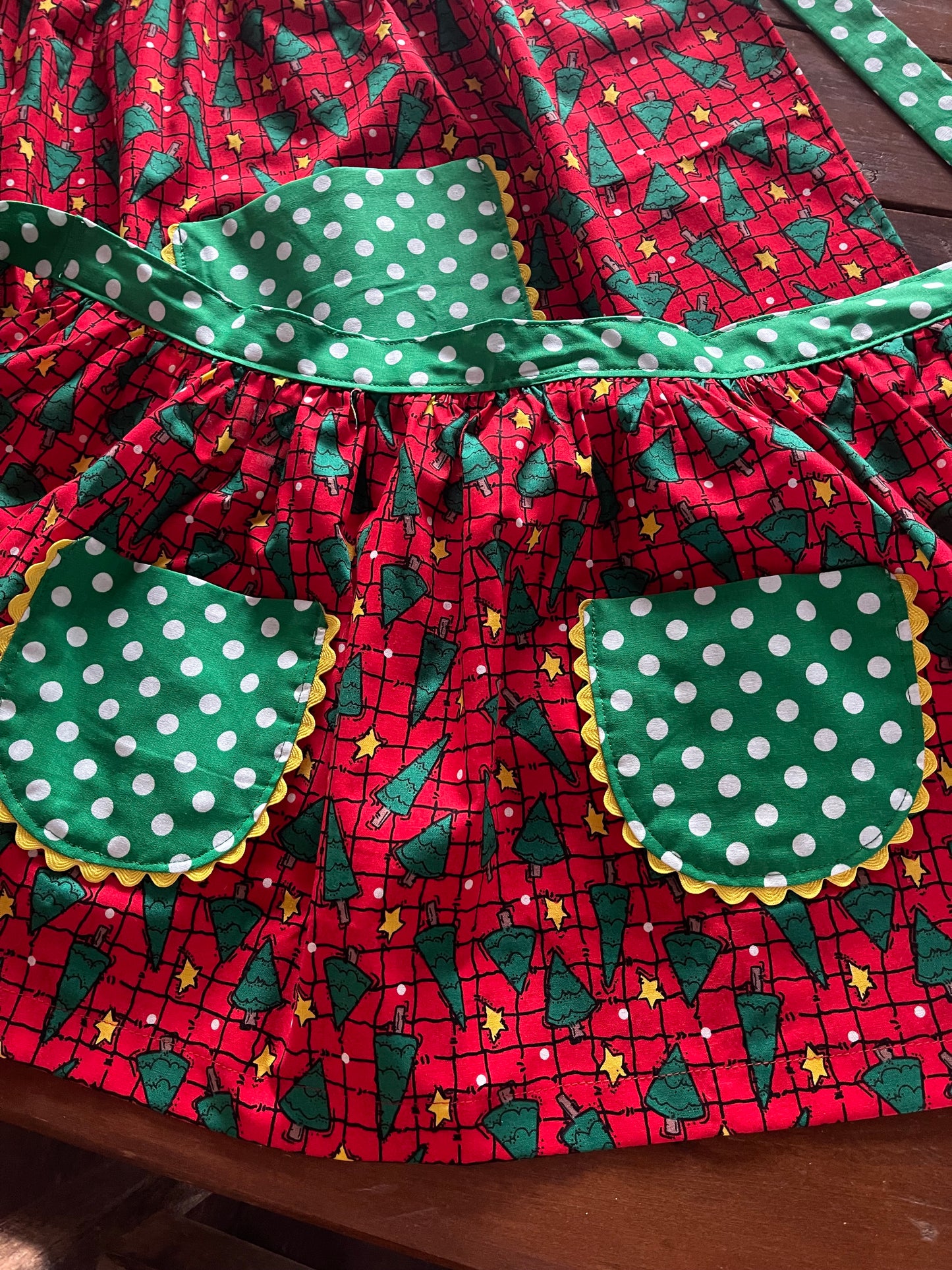 Christmas Aprons Set of 2 One Adult One Child