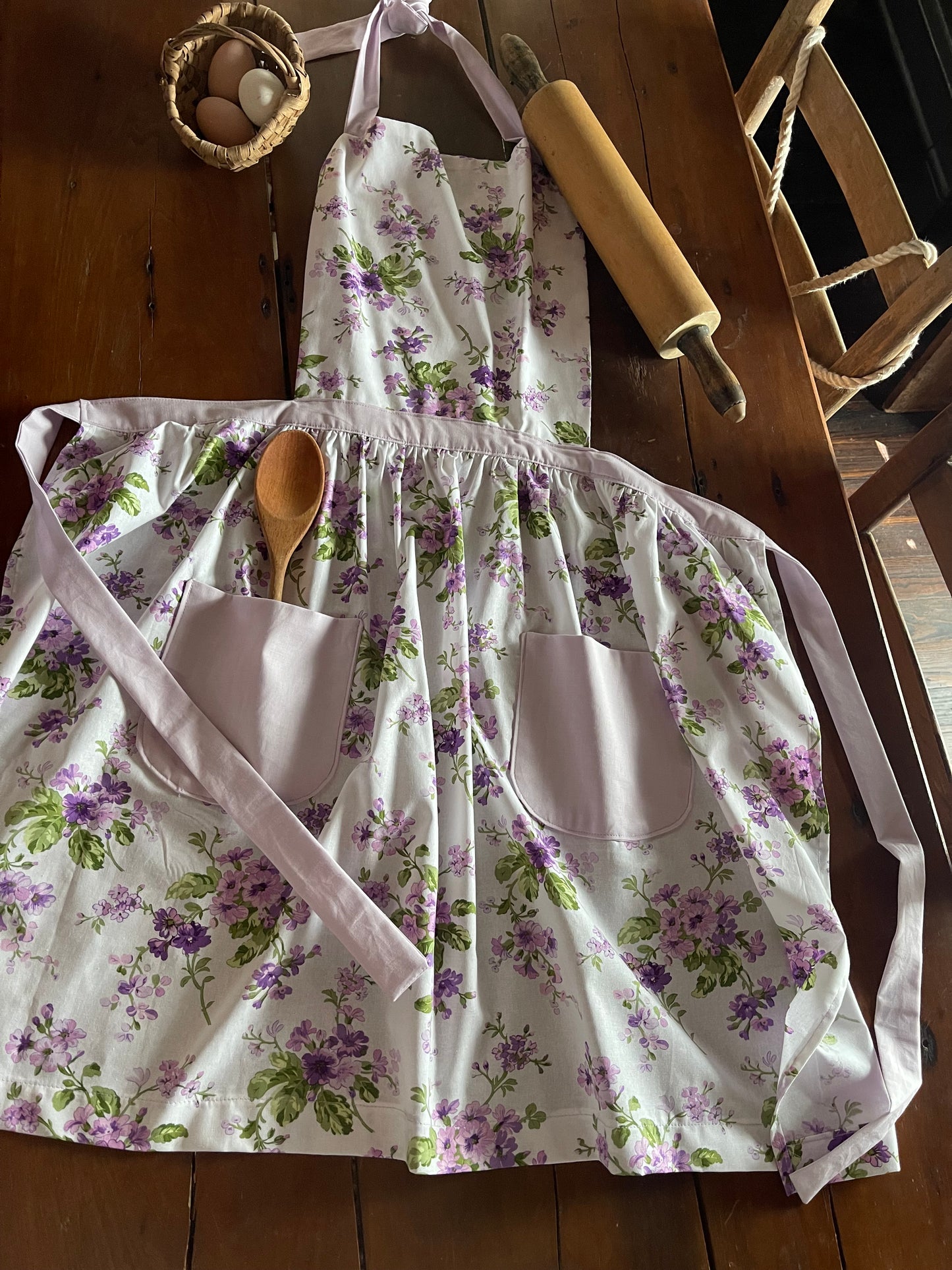 Vintage Replica Fabric Apron Set of 2 One Adult Size One Child Size