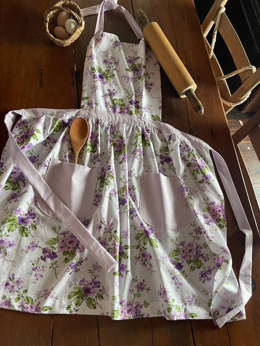 Vintage Replica Fabric Apron Set of 2 One Adult Size One Child Size