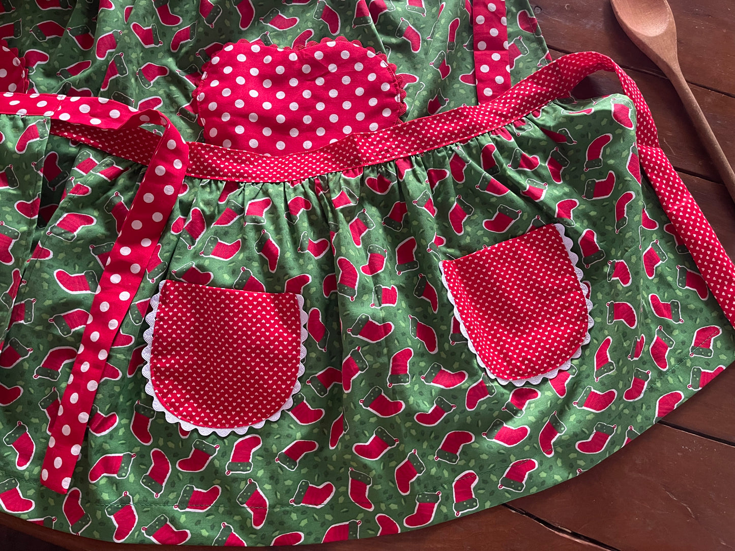 Christmas Aprons Set of 3 One Adult Size and 2 Child Sizes