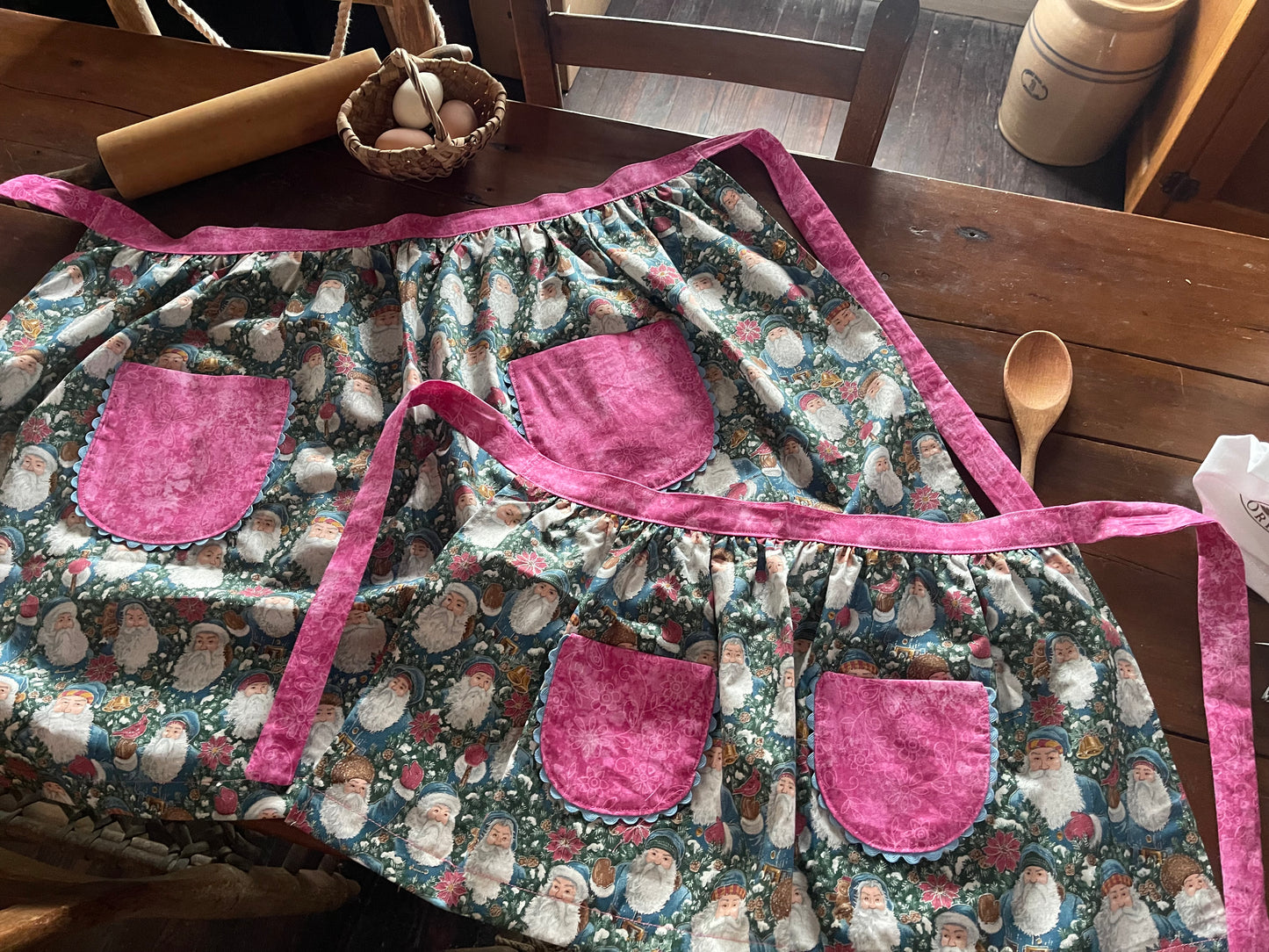 Christmas Aprons Set of 2 One Adult One Child