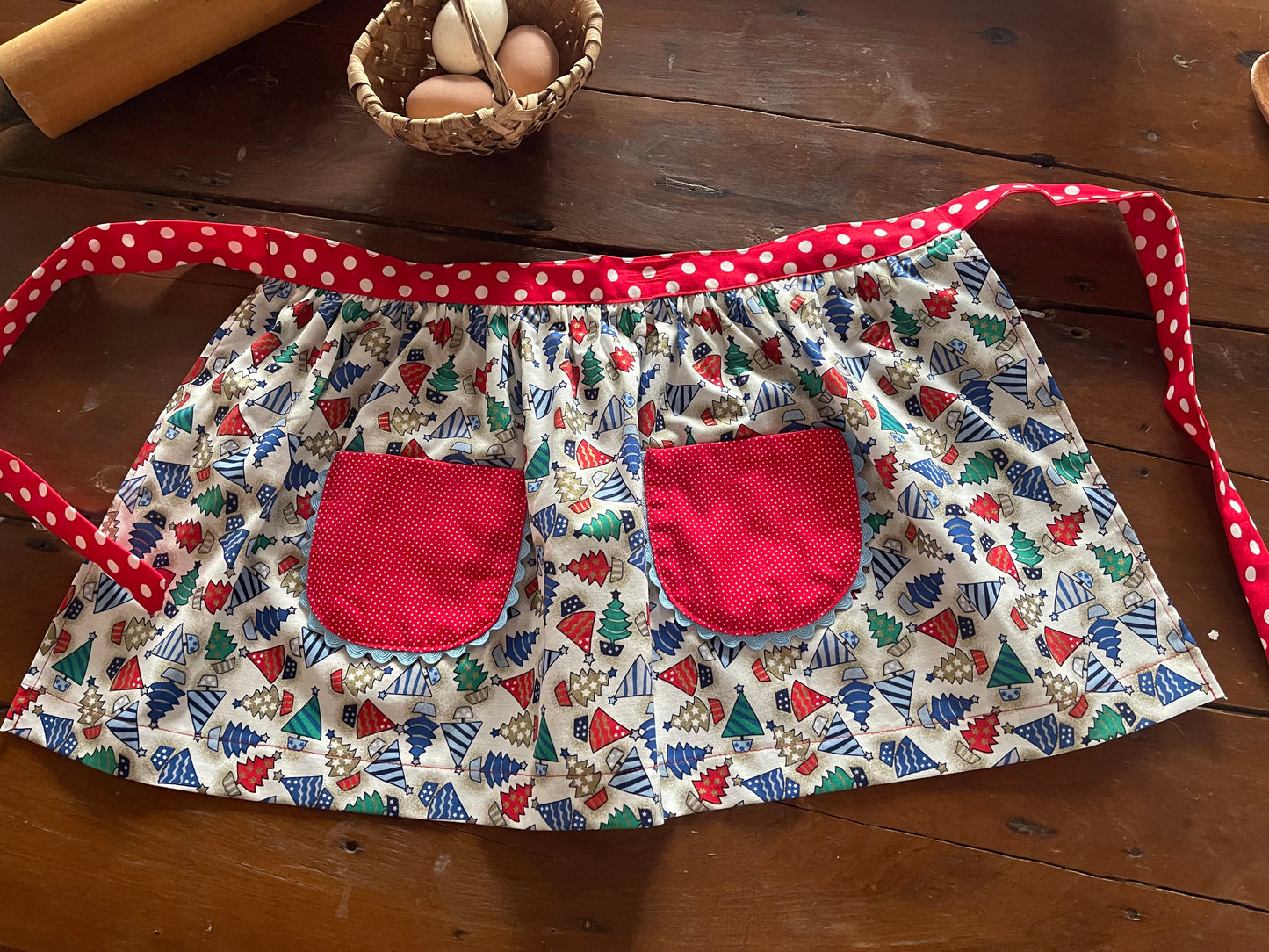 Christmas Aprons Set of 2 One Adult One Child